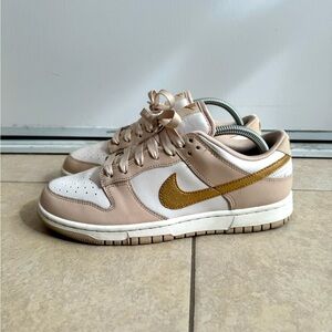 Nike Dunk Low Phantom Metallic Gold used